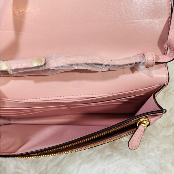 Disney x Coach Dalmatian Crossbody - Picture 6 of 15